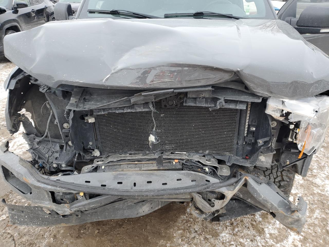 2018 Ford F-150 VIN 1FTEX1EP4JFC13979 Copart auction photo, front end / minor dent/scratches damage thumbnail 11