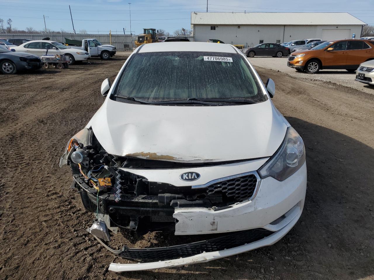 2015 KIA Forte VIN KNAFX4A83F5317734 Copart auction photo, front end damage thumbnail 5