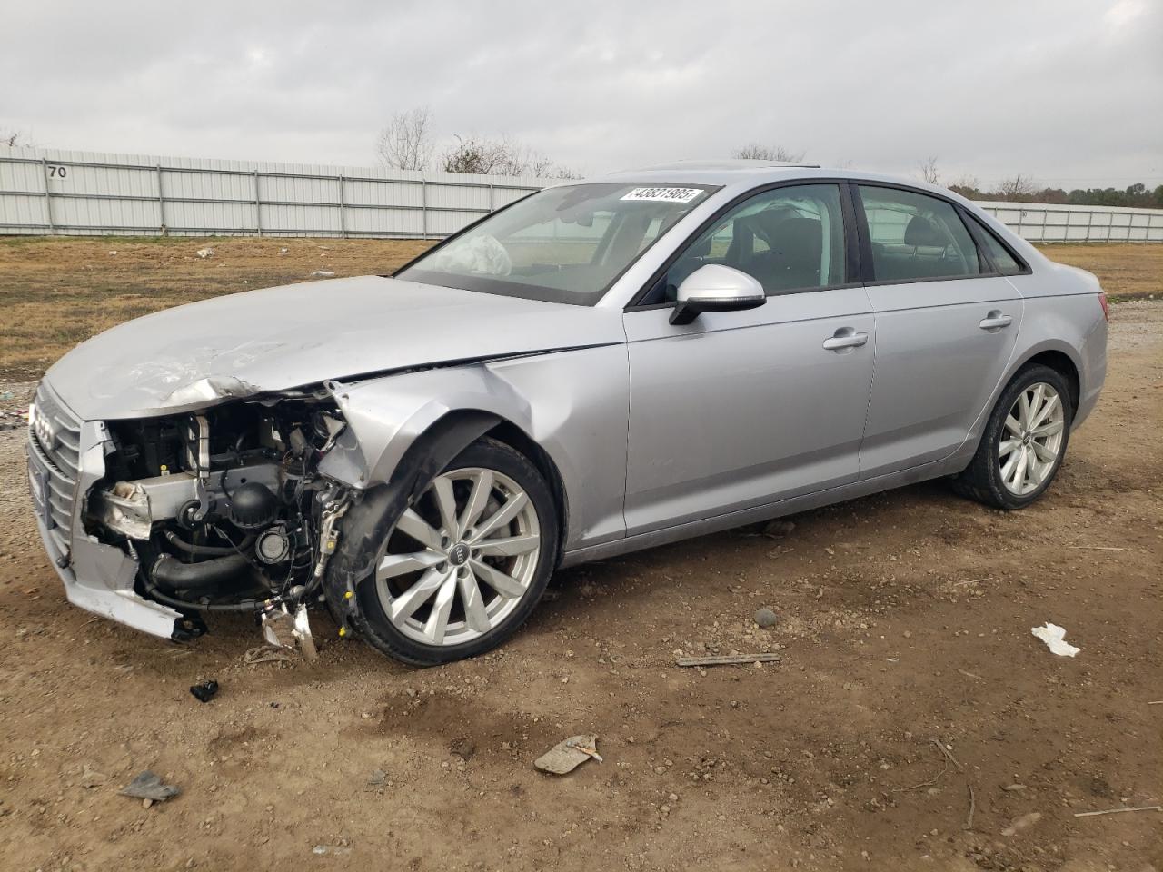 2017 Audi A4 VIN WAUANAF48HN001611