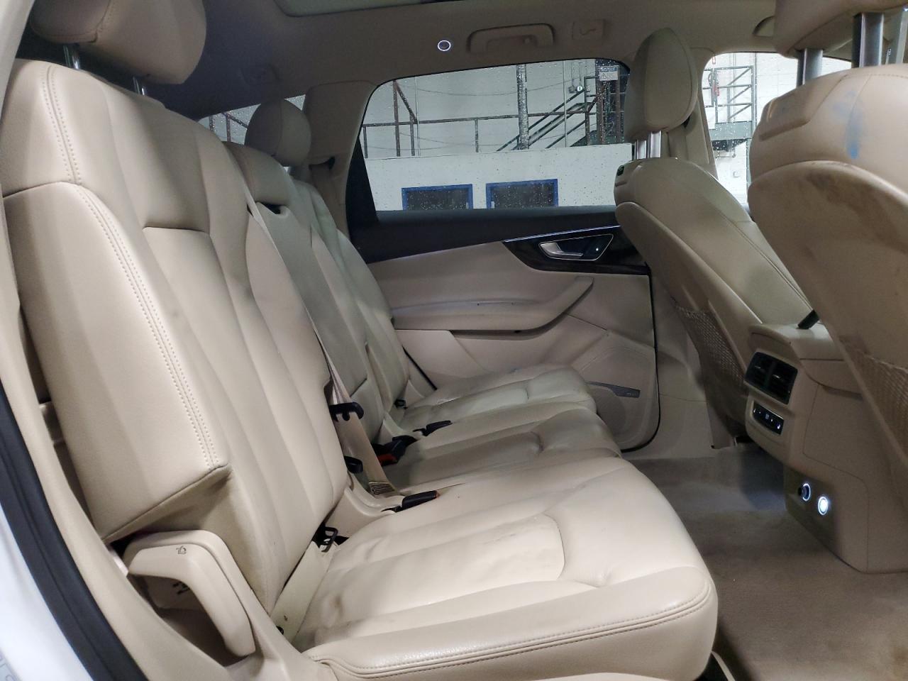 2018 Audi Q7 VIN WA1LAAF71JD015468 Copart auction photo, front end damage thumbnail 12