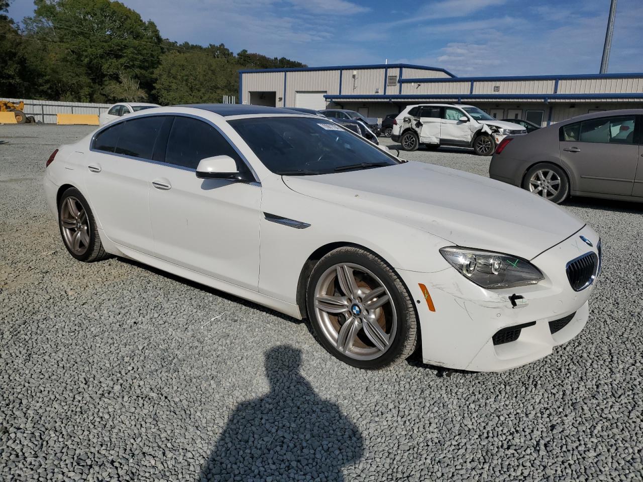2013 BMW 6er VIN WBA6A0C54DDF14186 Copart auction photo, front end damage thumbnail 4