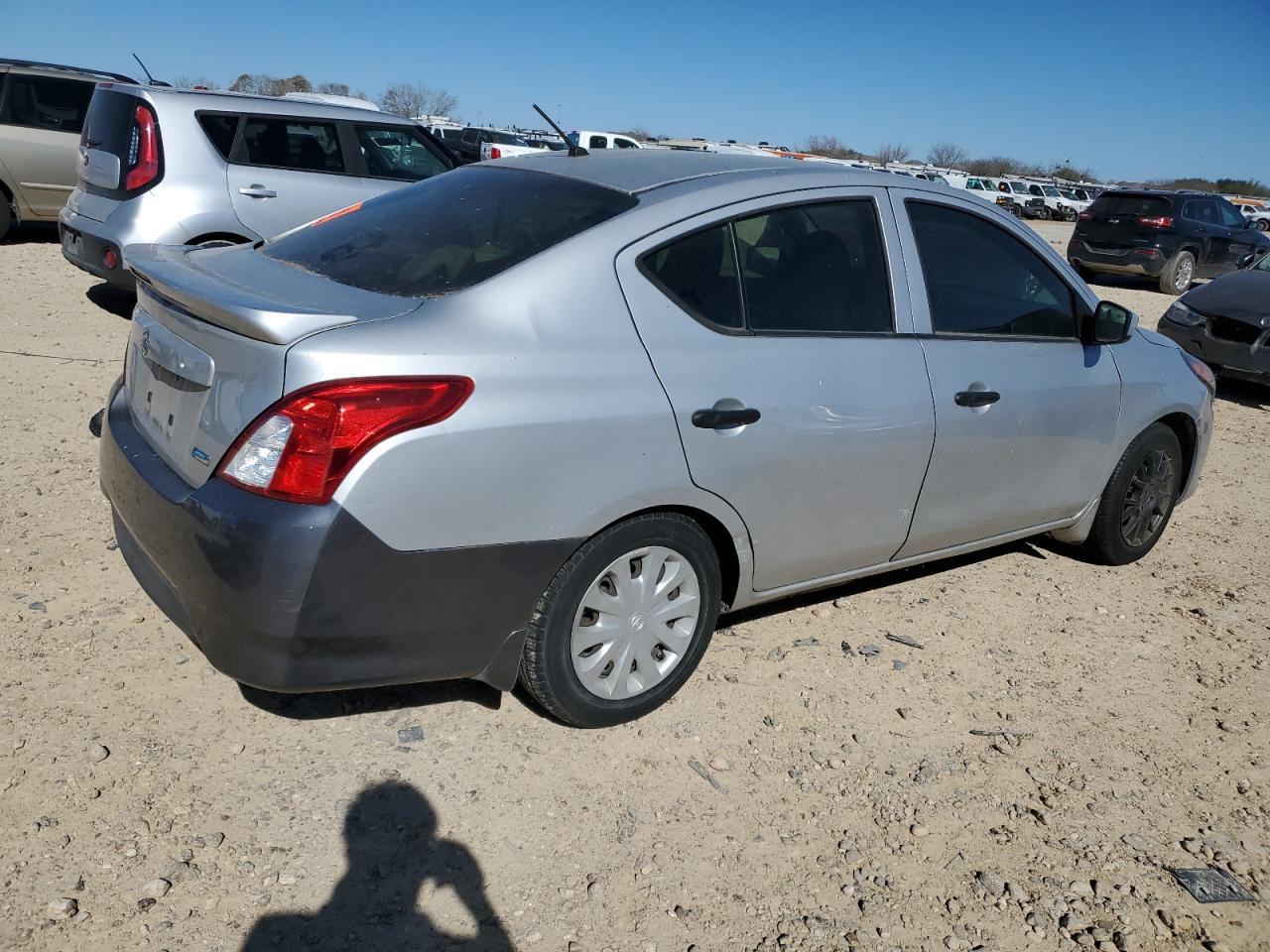 2016 Nissan Versa VIN 3N1CN7AP4GL875262 Copart auction photo, water/flood / minor dent/scratches damage thumbnail 3