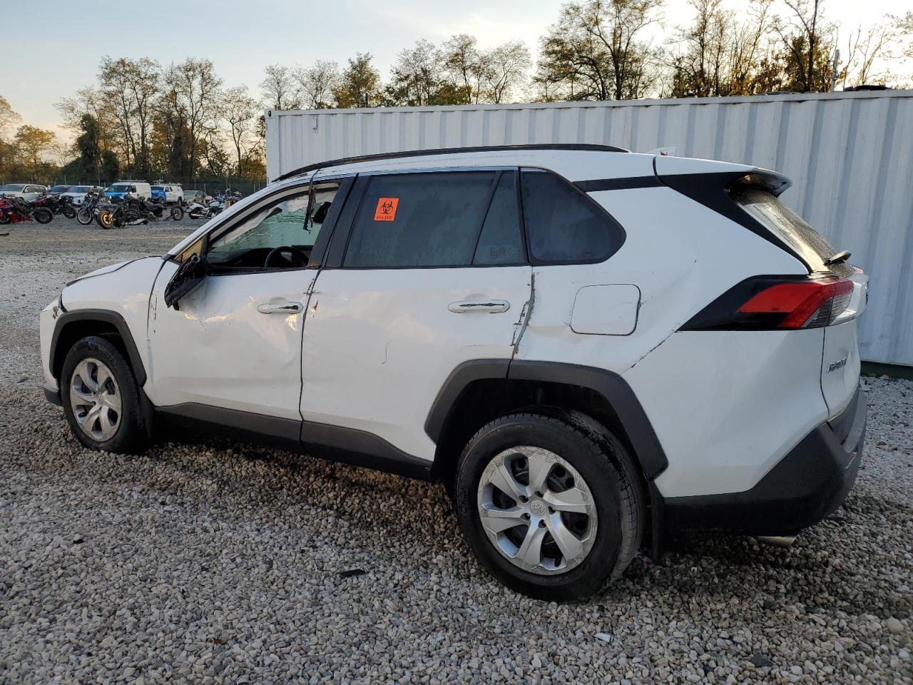 2021 Toyota RAV 4 VIN 2T3G1RFV2MC166011 Copart auction photo, front end / undercarriage damage thumbnail 2