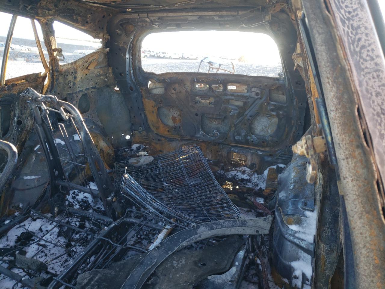 2016 Toyota RAV 4 VIN 2T3RFREV3GW503381 Copart auction photo, burn damage thumbnail 10