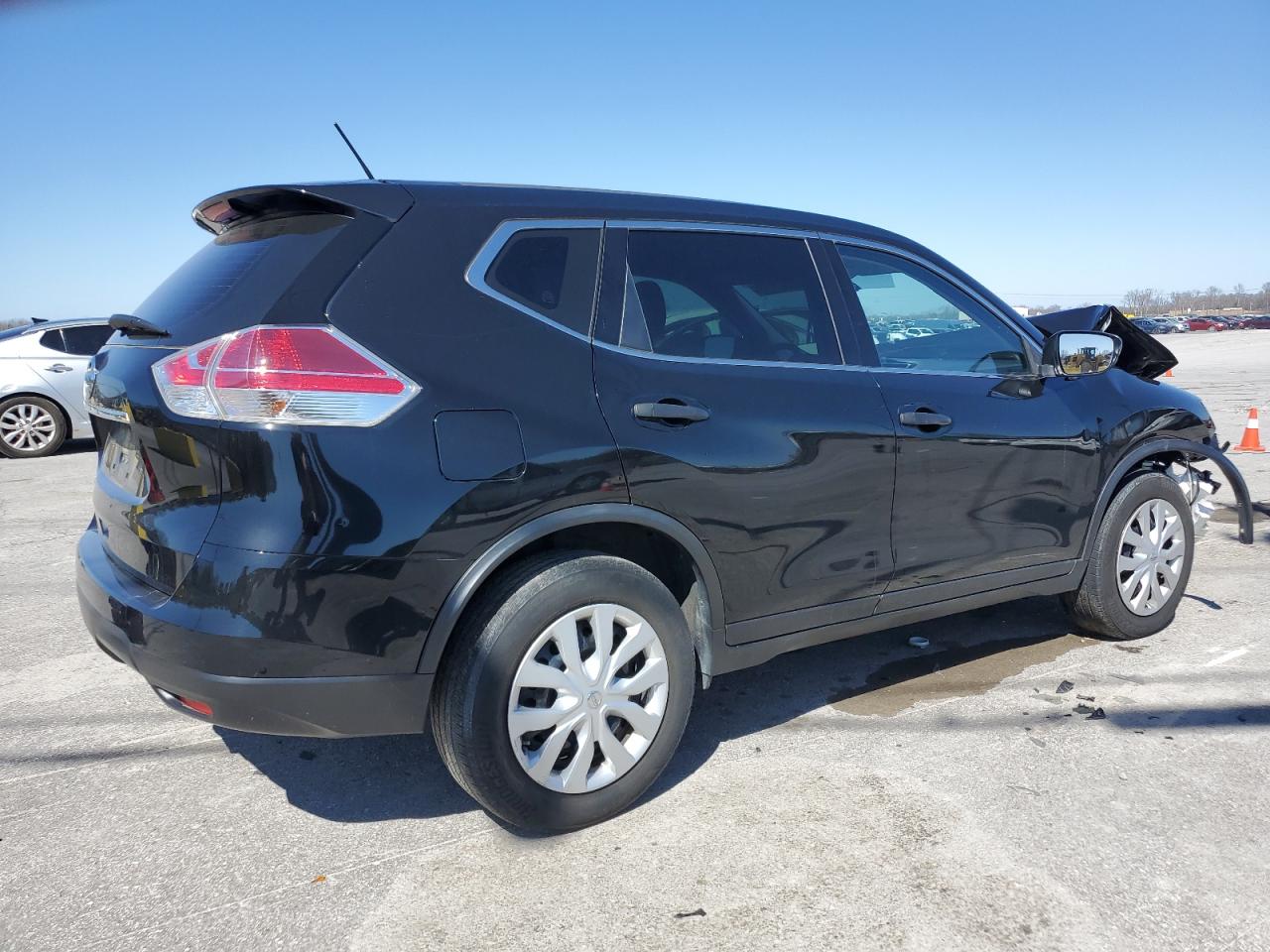 2016 Nissan Rogue VIN JN8AT2MT8GW017796 Copart auction photo, frame damage / front end damage thumbnail 3