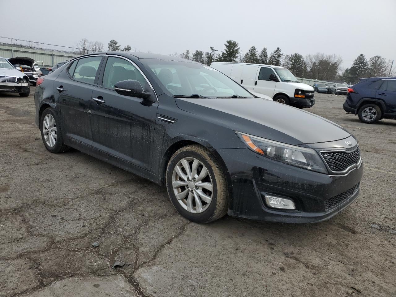2014 KIA Optima VIN 5XXGN4A79EG334519 Copart auction photo, side / front end damage thumbnail 4
