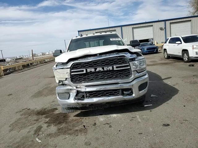 2019 RAM 3500 VIN 3C63RRGL5KG552848 Copart auction photo, front end damage thumbnail 10