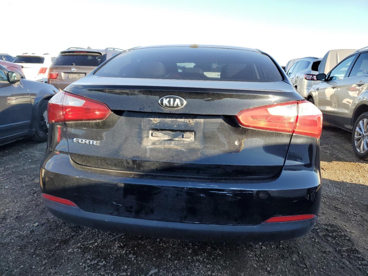 2015 KIA Forte VIN KNAFK4A66F5378301 Copart auction photo, front end damage thumbnail 6