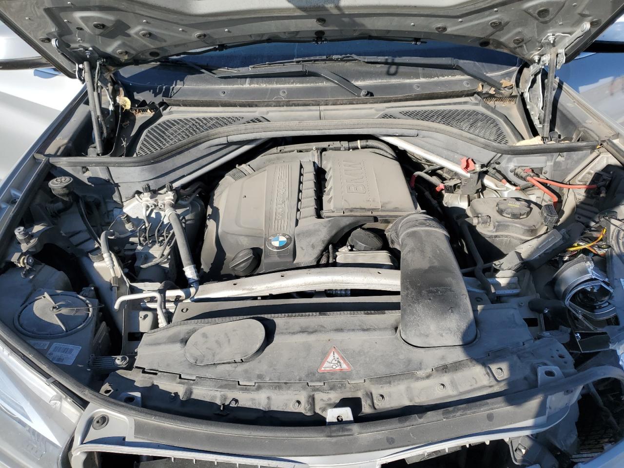 2015 BMW X5 VIN 5UXKR0C58F0K60398 Copart auction photo, front end damage thumbnail 12