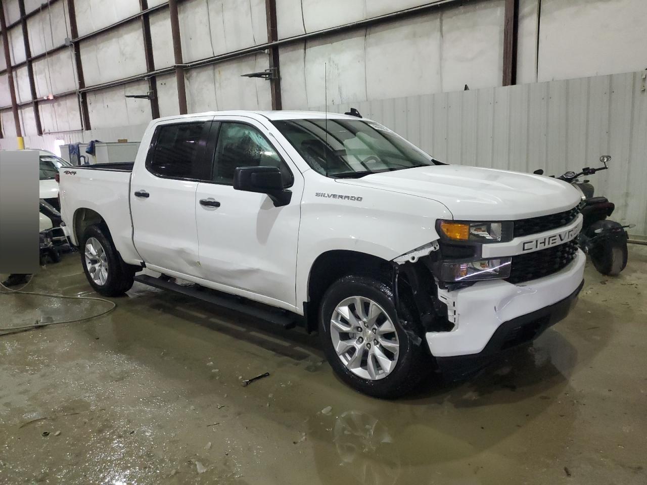 2022 Chevrolet Silverado VIN 1GCPYBEK5NZ124071 Copart auction photo, front end / side damage thumbnail 4