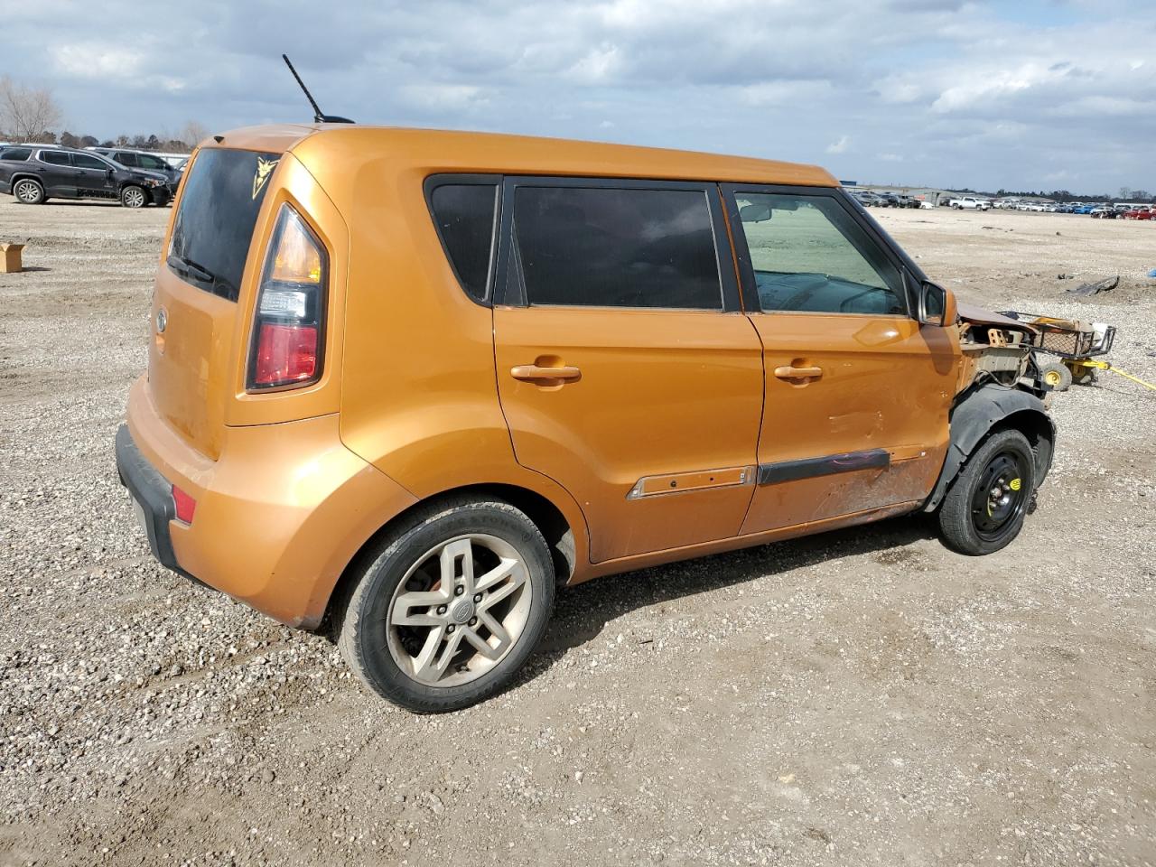 2011 KIA Soul VIN KNDJT2A23B7274827 Copart auction photo, front end damage thumbnail 3