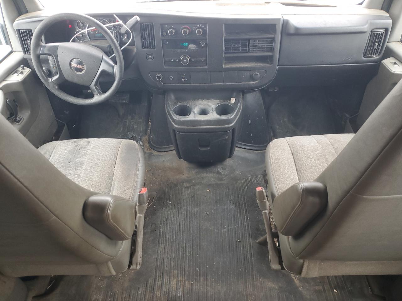 2012 GMC Savana VIN 1GTW7FCA7C1153566 Copart auction photo, rear end / side damage thumbnail 8