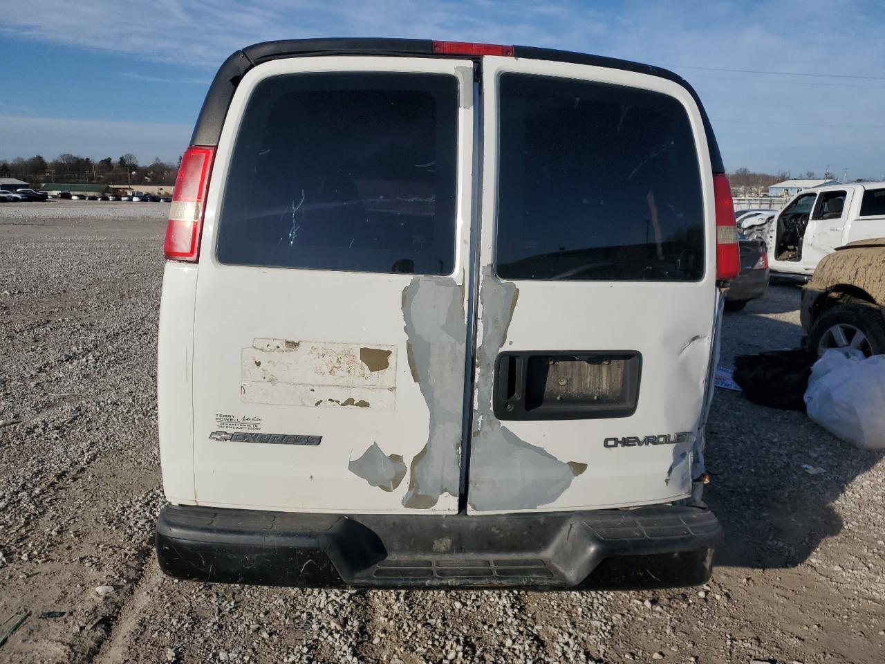 2007 Chevrolet Express VIN 1GCFG15X571156766 Copart auction photo, rear end / side damage thumbnail 6