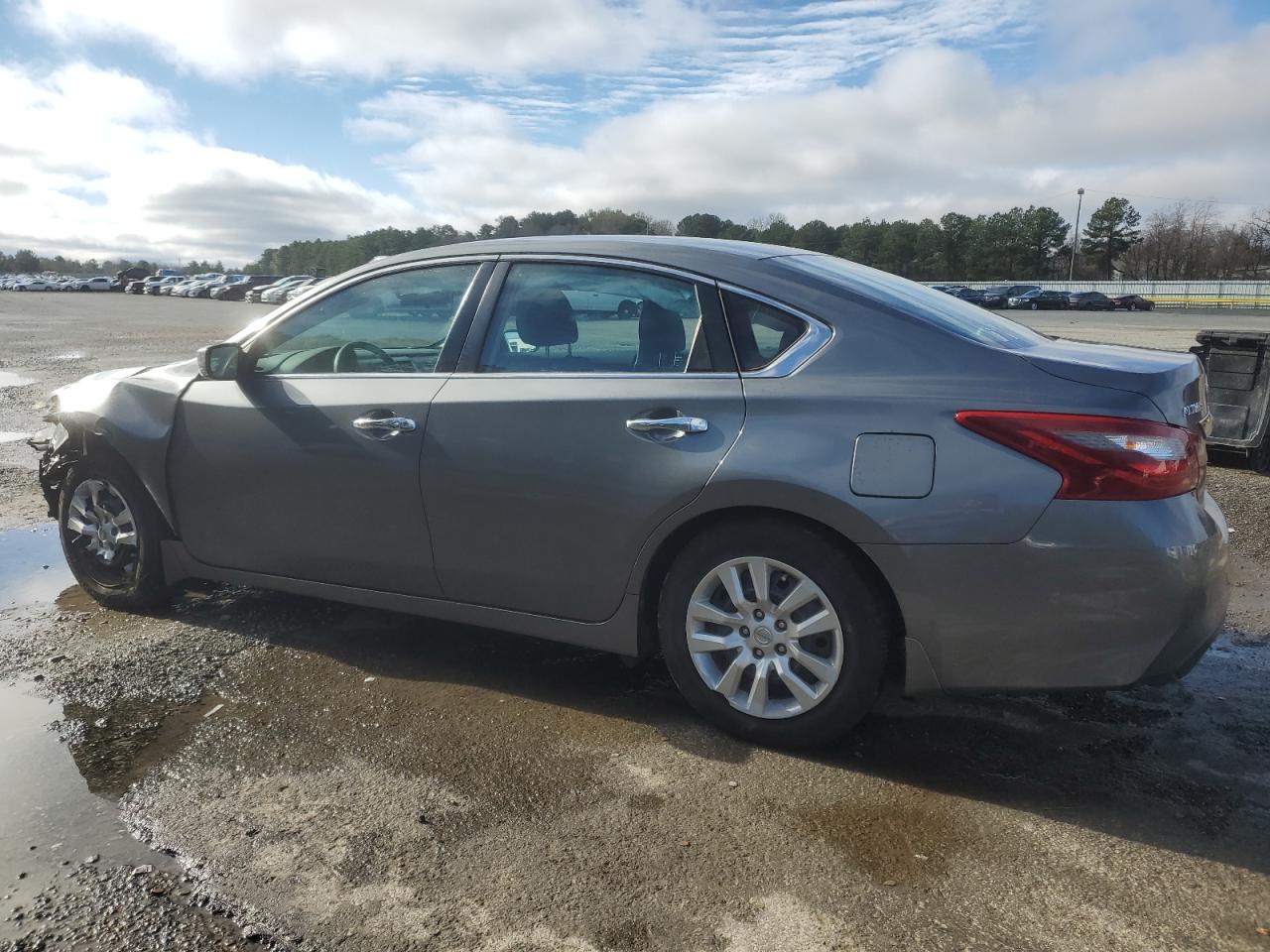 2018 Nissan Altima VIN 1N4AL3AP2JC471128 Copart auction photo, front end damage thumbnail 2