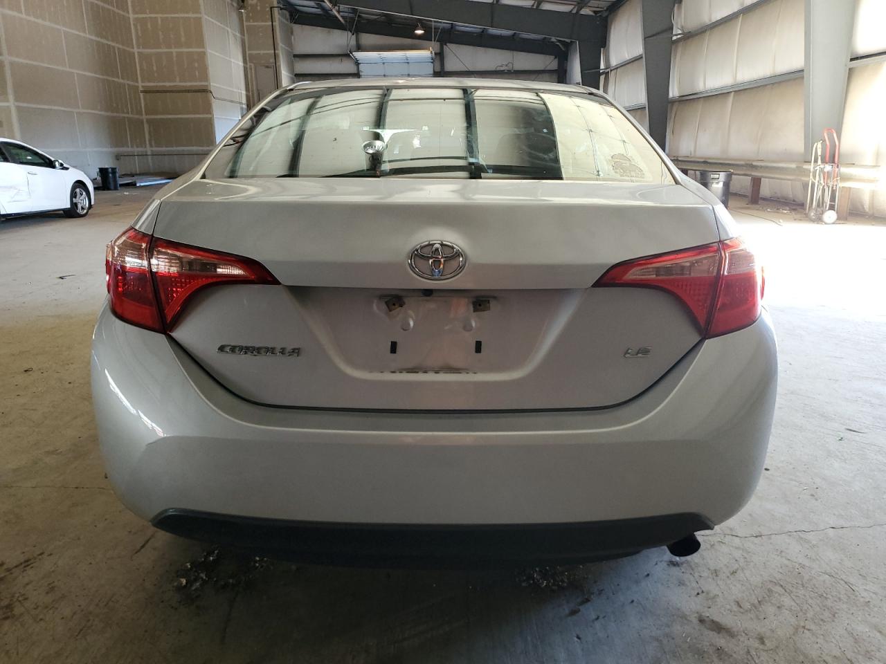 2018 Toyota Corolla VIN 2T1BURHEXJC052289 Copart auction photo, front end / side damage thumbnail 6
