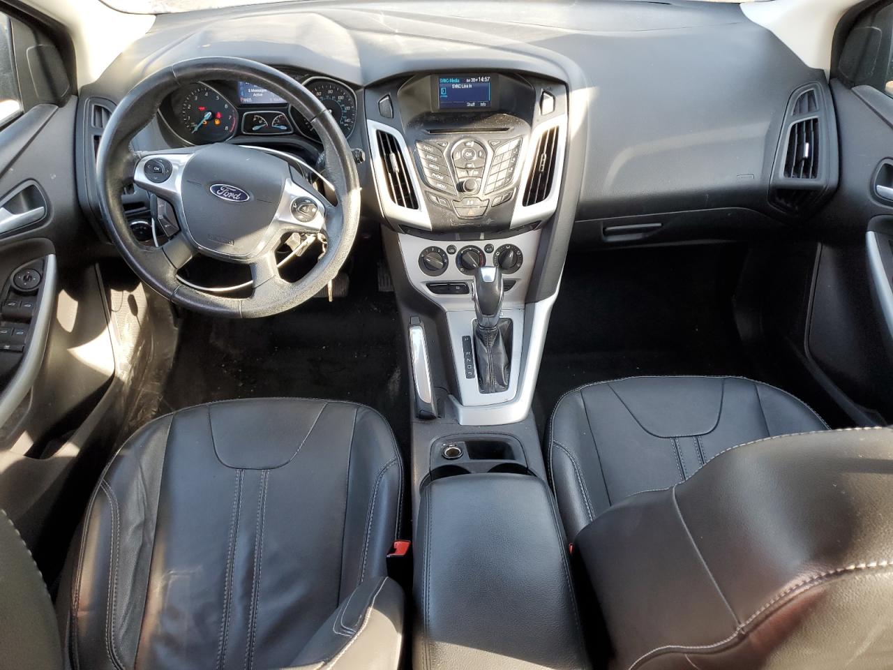 2014 Ford Focus VIN 1FADP3K22EL164861 Copart auction photo, front end / minor dent/scratches damage thumbnail 8