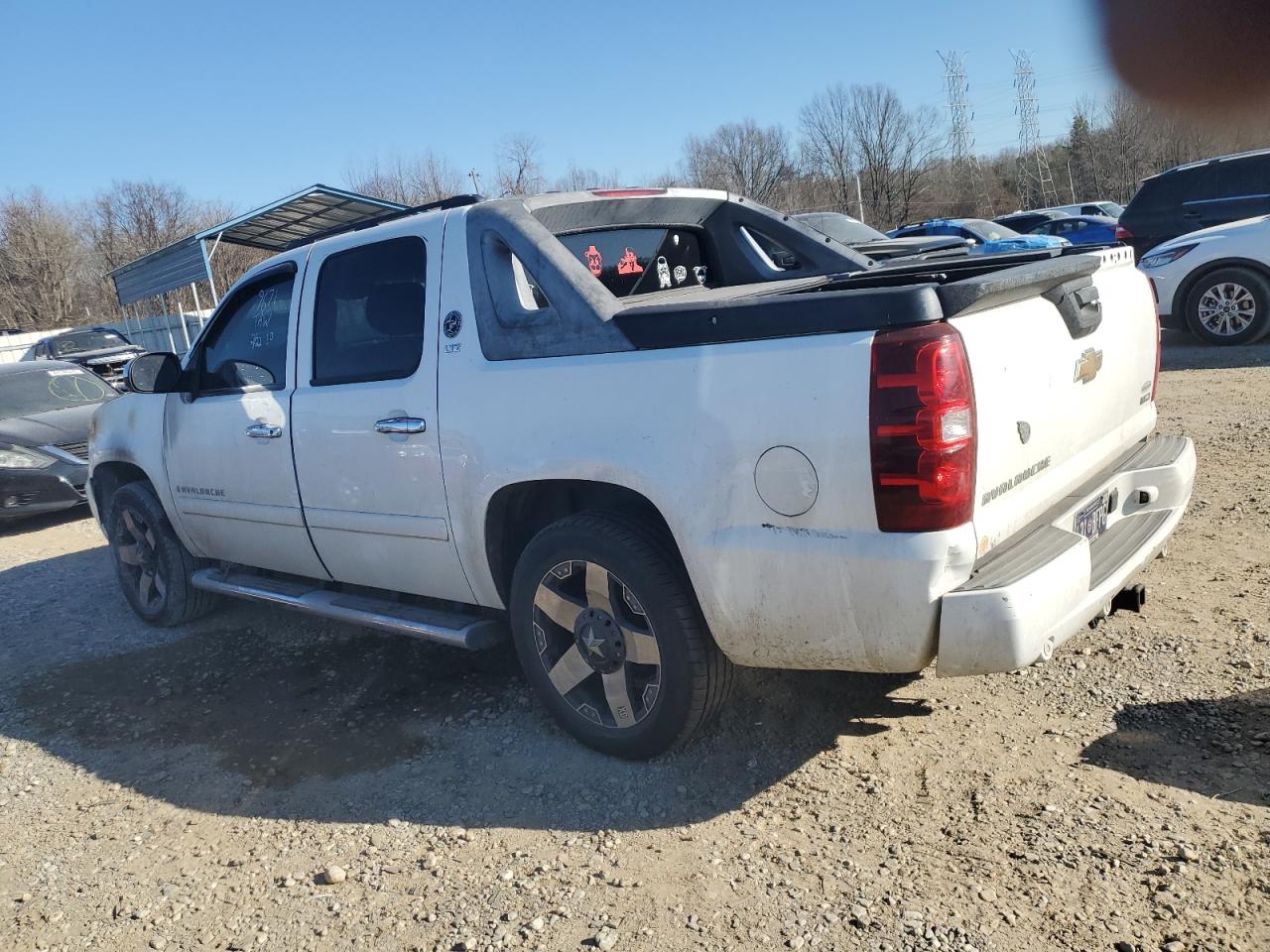 2007 Chevrolet Avalanche VIN 3GNFK123X7G314060 Copart auction photo, burn - engine / replaced vin damage thumbnail 2