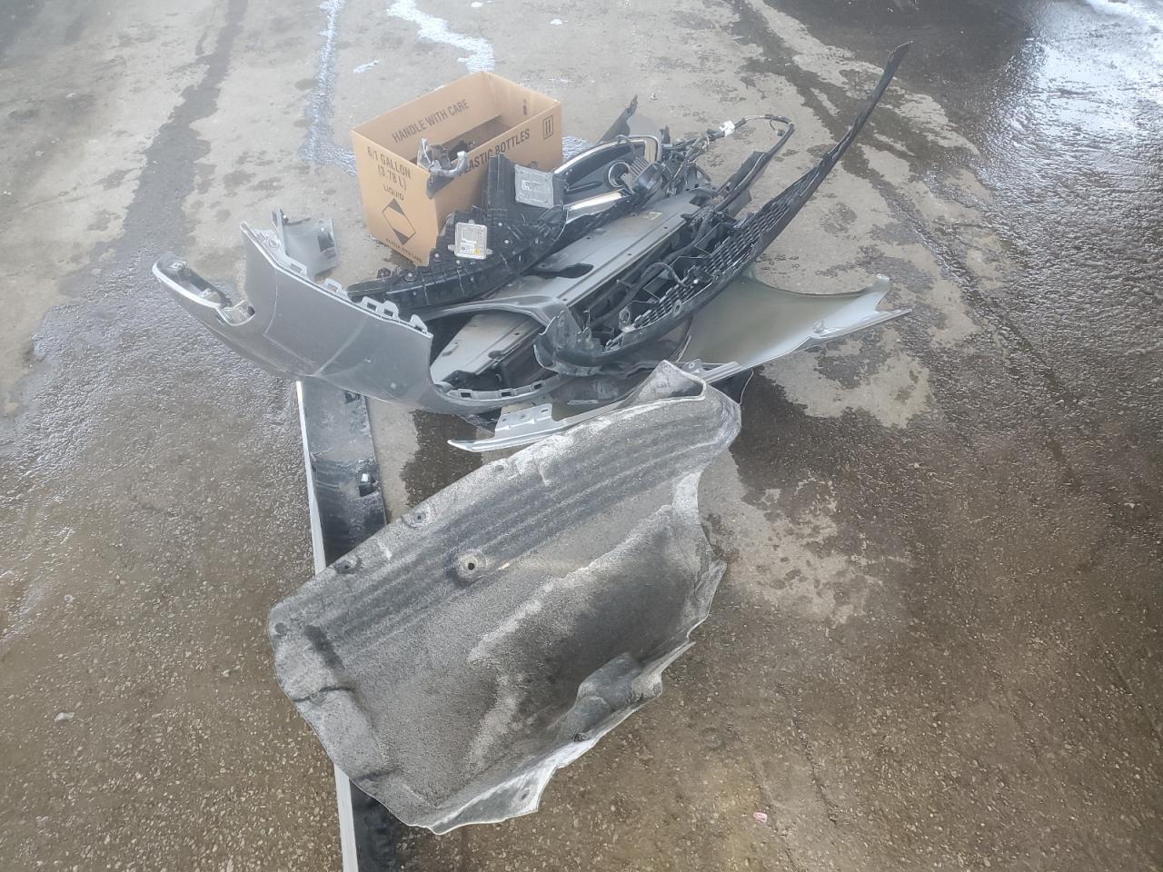 2020 Chrysler Pacifica VIN 2C4RC1GG5LR151918 Copart auction photo, front end / rejected repair damage thumbnail 13