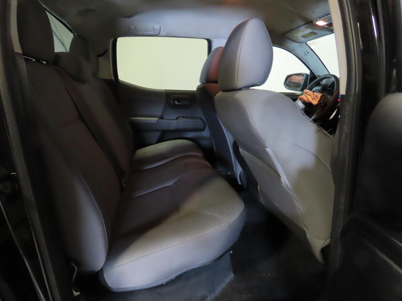 2022 Toyota Tacoma VIN 3TYCZ5AN7NT086488 Copart auction photo, all over damage thumbnail 6