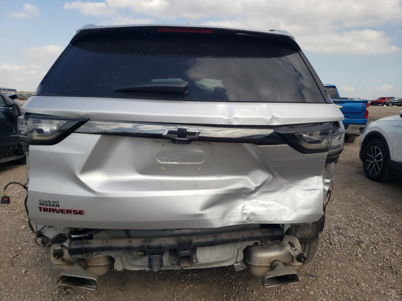 2019 Chevrolet Traverse VIN 1GNERKKW8KJ249322 Copart auction photo, rear end / side damage thumbnail 6