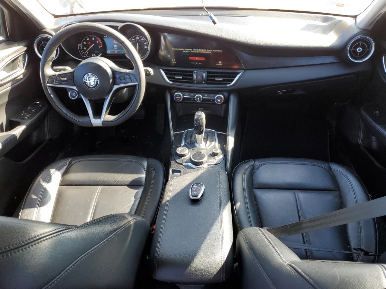 2017 Alfa Romeo Giulia VIN ZARFAEBN8H7525734 Copart auction photo, vandalism / mechanical damage thumbnail 8