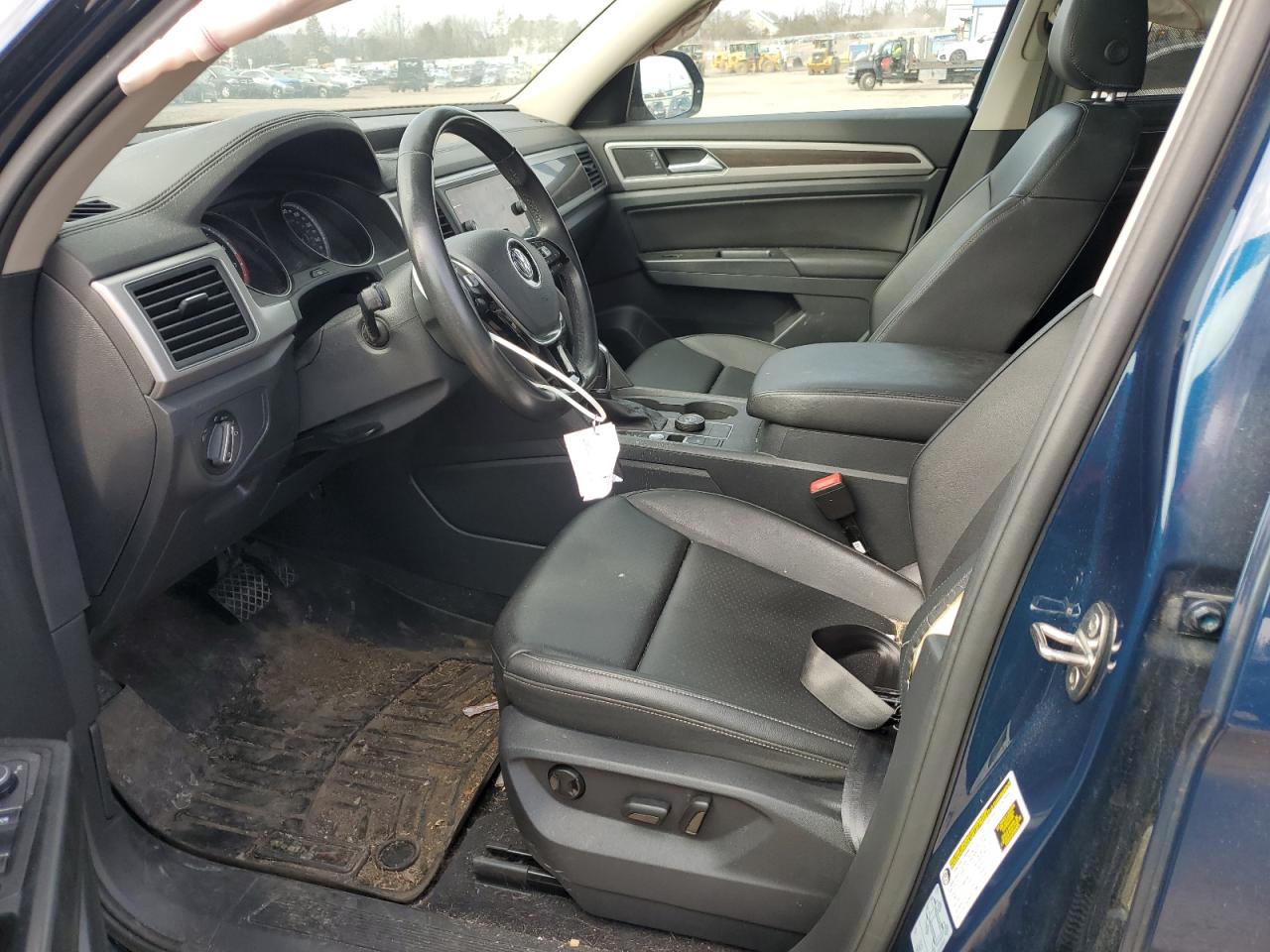 2019 Volkswagen Atlas VIN 1V2UR2CA3KC569870 Copart auction photo, rear end damage thumbnail 7