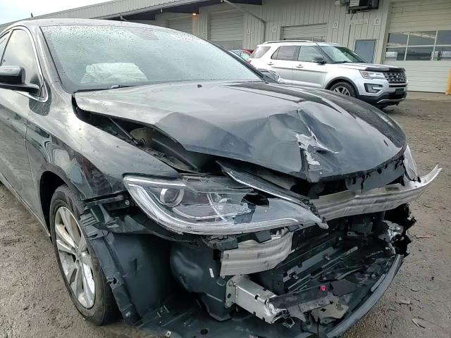 2015 Chrysler 200 VIN 1C3CCCAB7FN697835 Copart auction photo, front end / minor dent/scratches damage thumbnail 10