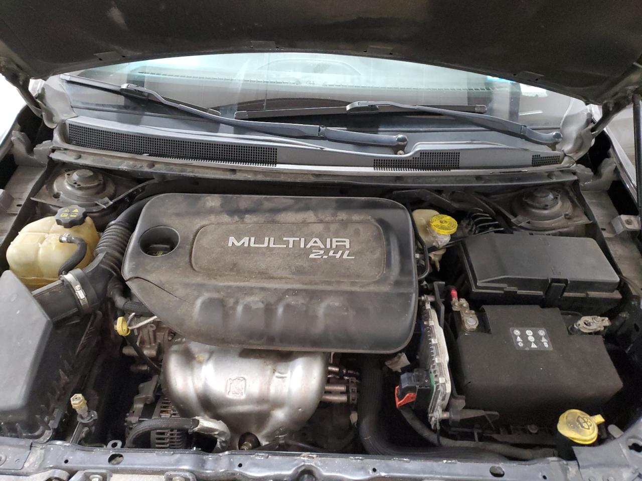 2015 Chrysler 200 VIN 1C3CCCAB2FN502837 Copart auction photo, front end / rear end damage thumbnail 11