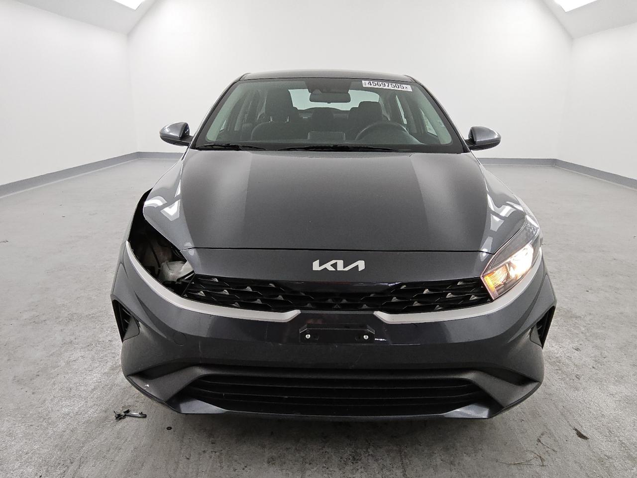 2023 KIA Forte VIN 3KPF24AD9PE584865 Copart auction photo, front end / side damage thumbnail 5