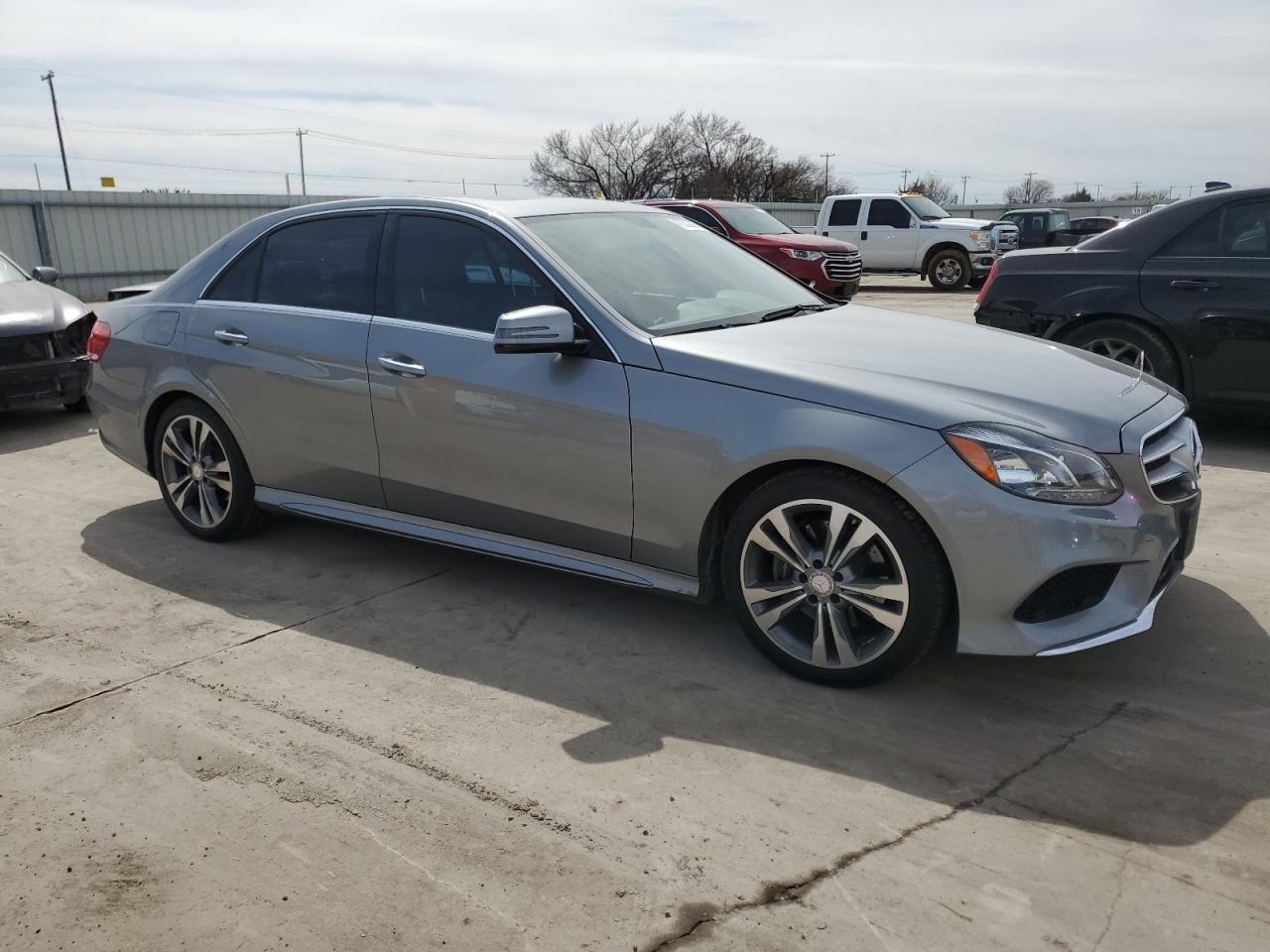 2014 Mercedes-Benz E-klasse VIN WDDHF5KB5EA979017 Copart auction photo, rear end damage thumbnail 3
