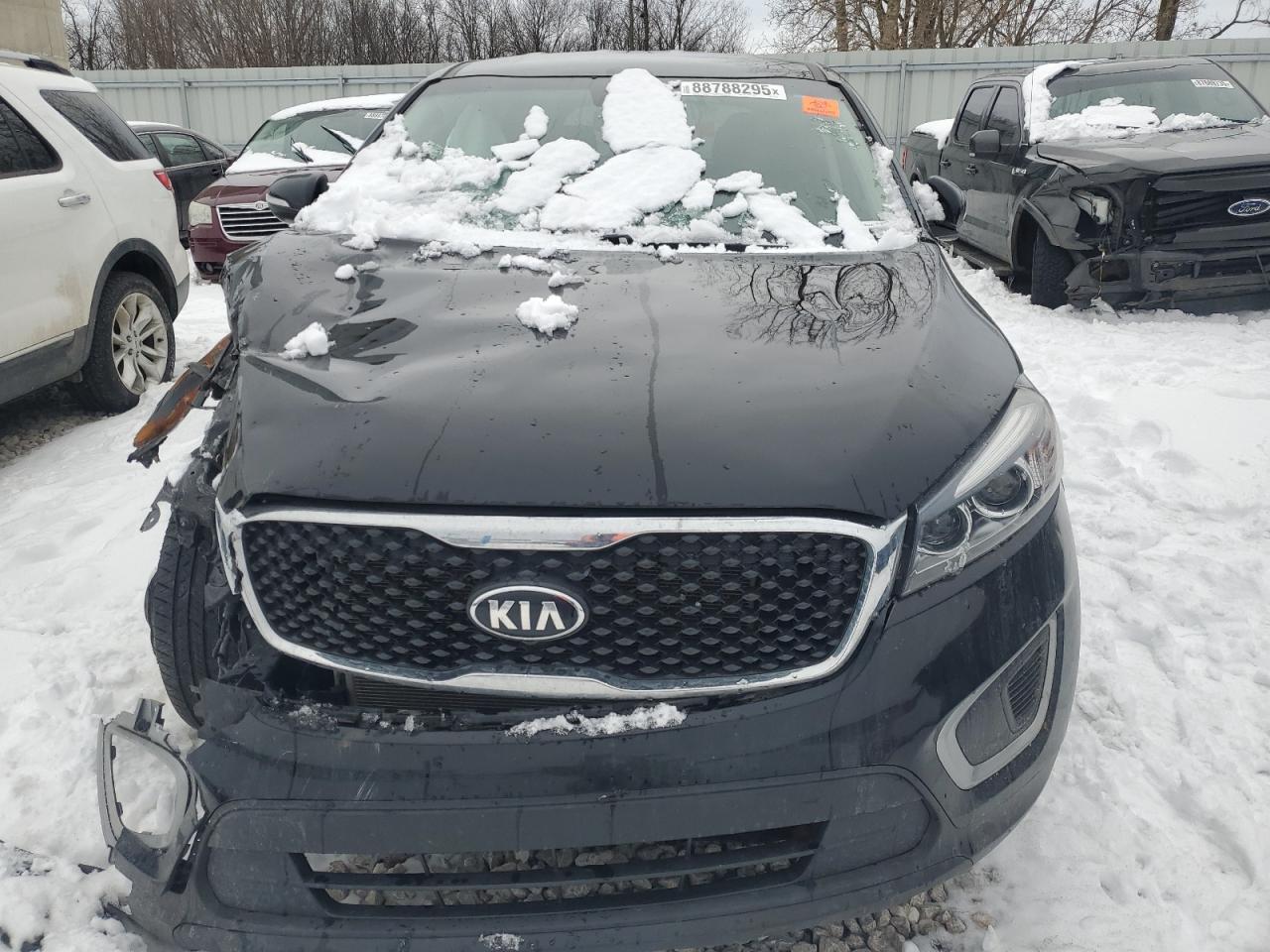 2018 KIA Sorento VIN 5XYPG4A36JG431478 Copart auction photo, front end damage thumbnail 5