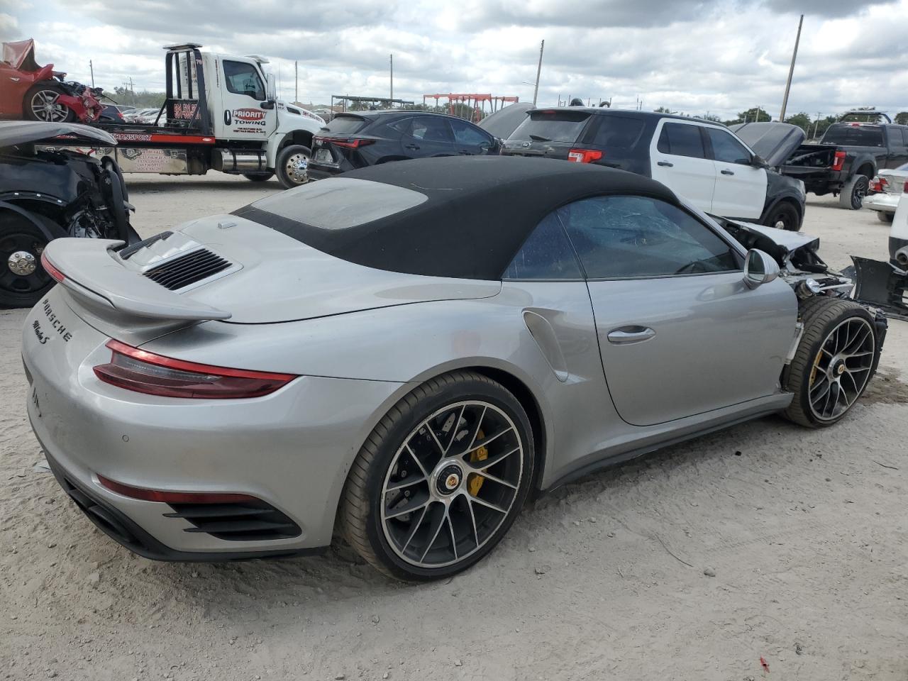 2019 Porsche 911 VIN WP0CD2A99KS144244 Copart auction photo, front end damage thumbnail 3