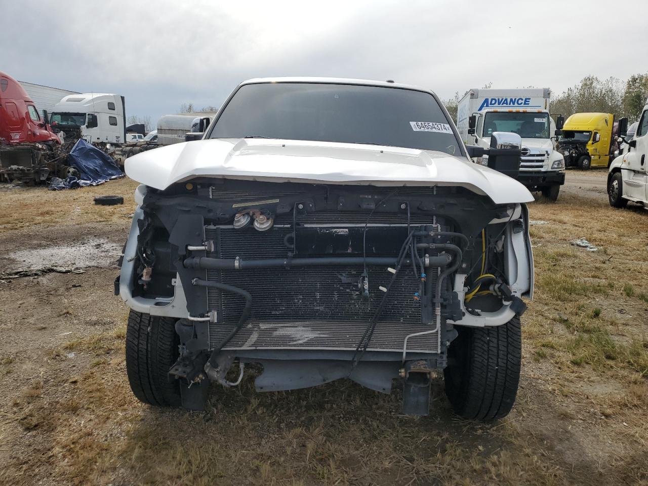 2016 Ford F350 VIN 1FT8W3BT8GEB92274 Copart auction photo, front end damage thumbnail 5