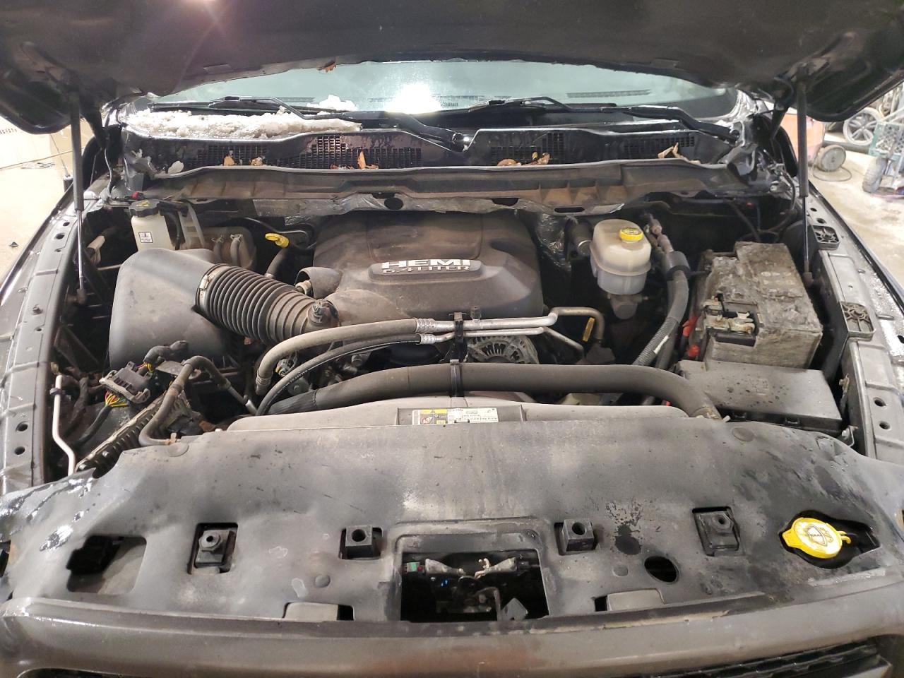 2016 RAM 2500 VIN 3C6UR5FJ0GG375095 Copart auction photo, front end damage thumbnail 11