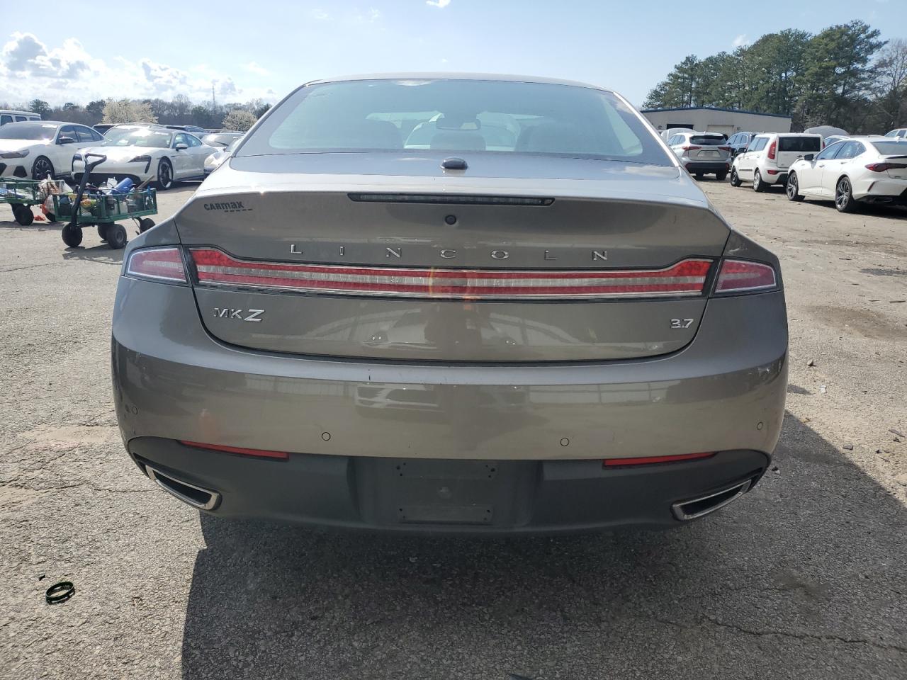 2016 Lincoln MKZ VIN 3LN6L2GK6GR615811 Copart auction photo, front end damage thumbnail 6