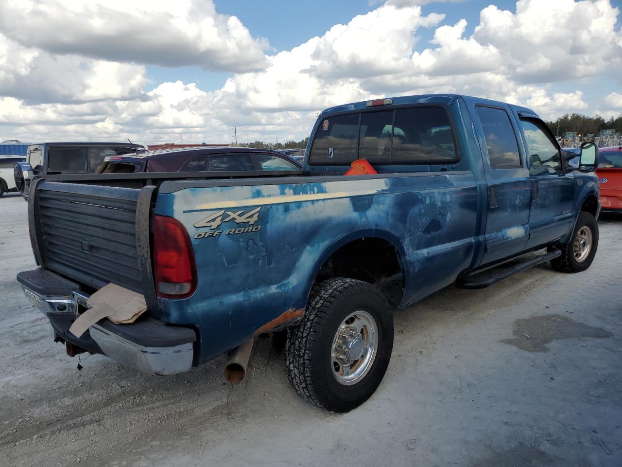 2001 Ford F350 VIN 3FTSW31F21MA55009 Copart auction photo, water/flood damage thumbnail 3