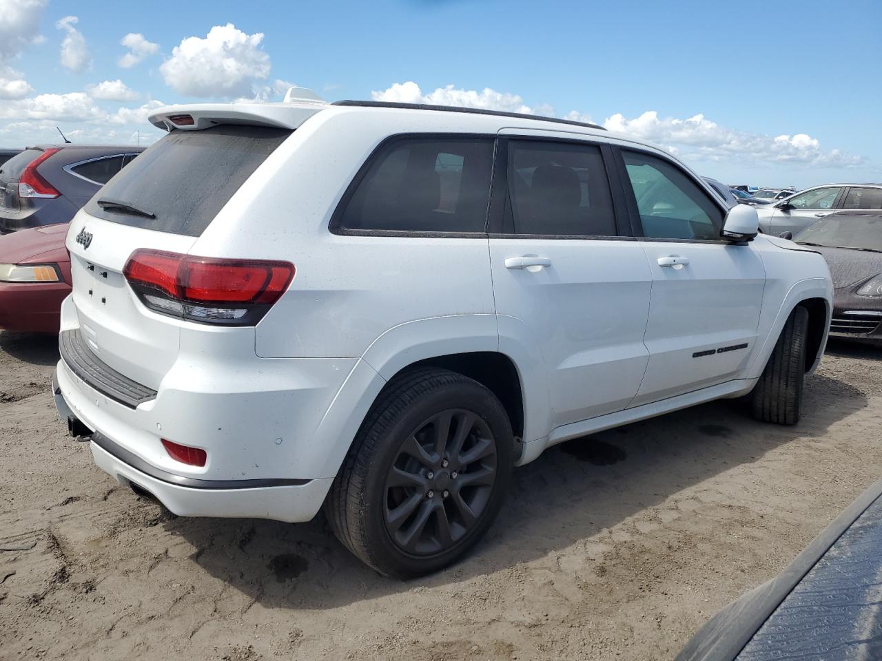 2018 Jeep Grand Cherokee VIN 1C4RJFCG5JC236692 Copart auction photo, water/flood damage thumbnail 3