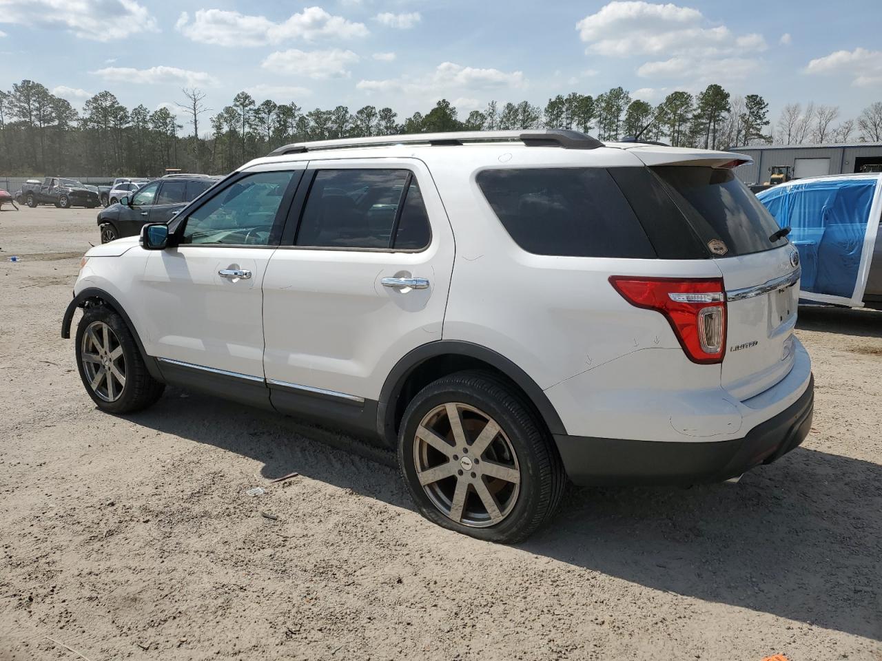 2015 Ford Explorer VIN 1FM5K7F83FGA61070 Copart auction photo, front end damage thumbnail 2