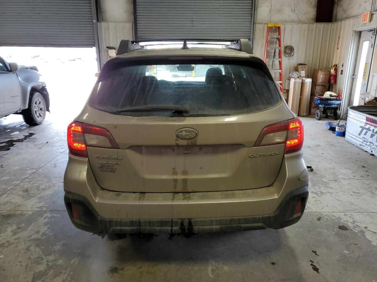 2019 Subaru Outback VIN 4S4BSAHCXK3266906 Copart auction photo, front end / minor dent/scratches damage thumbnail 6