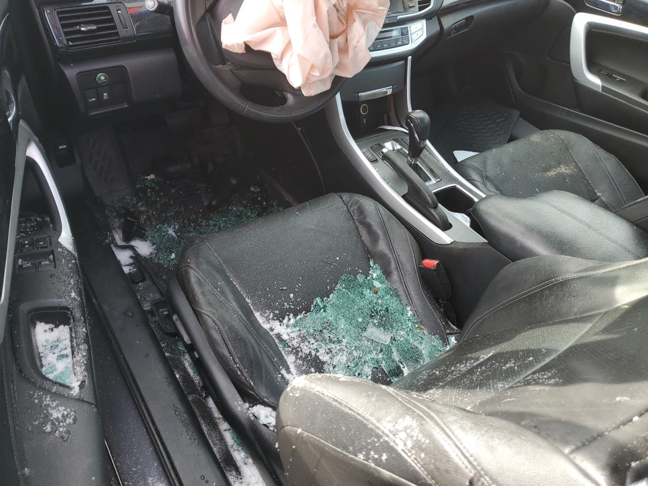 2015 Honda Accord VIN 1HGCT1B84FA000293 Copart auction photo, front end damage thumbnail 8