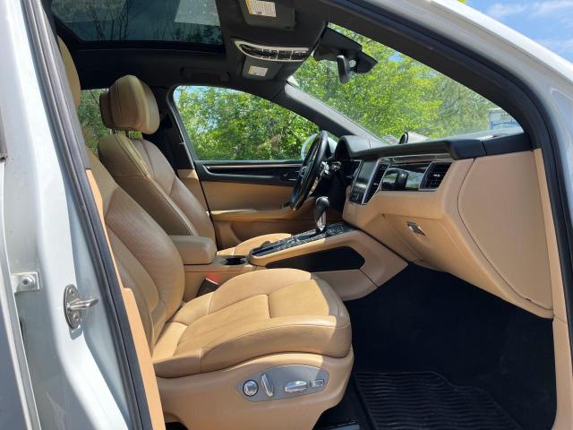 2018 Porsche Macan VIN WP1AB2A53JLB30292 Copart auction photo, minor dent/scratches / damage history damage thumbnail 5