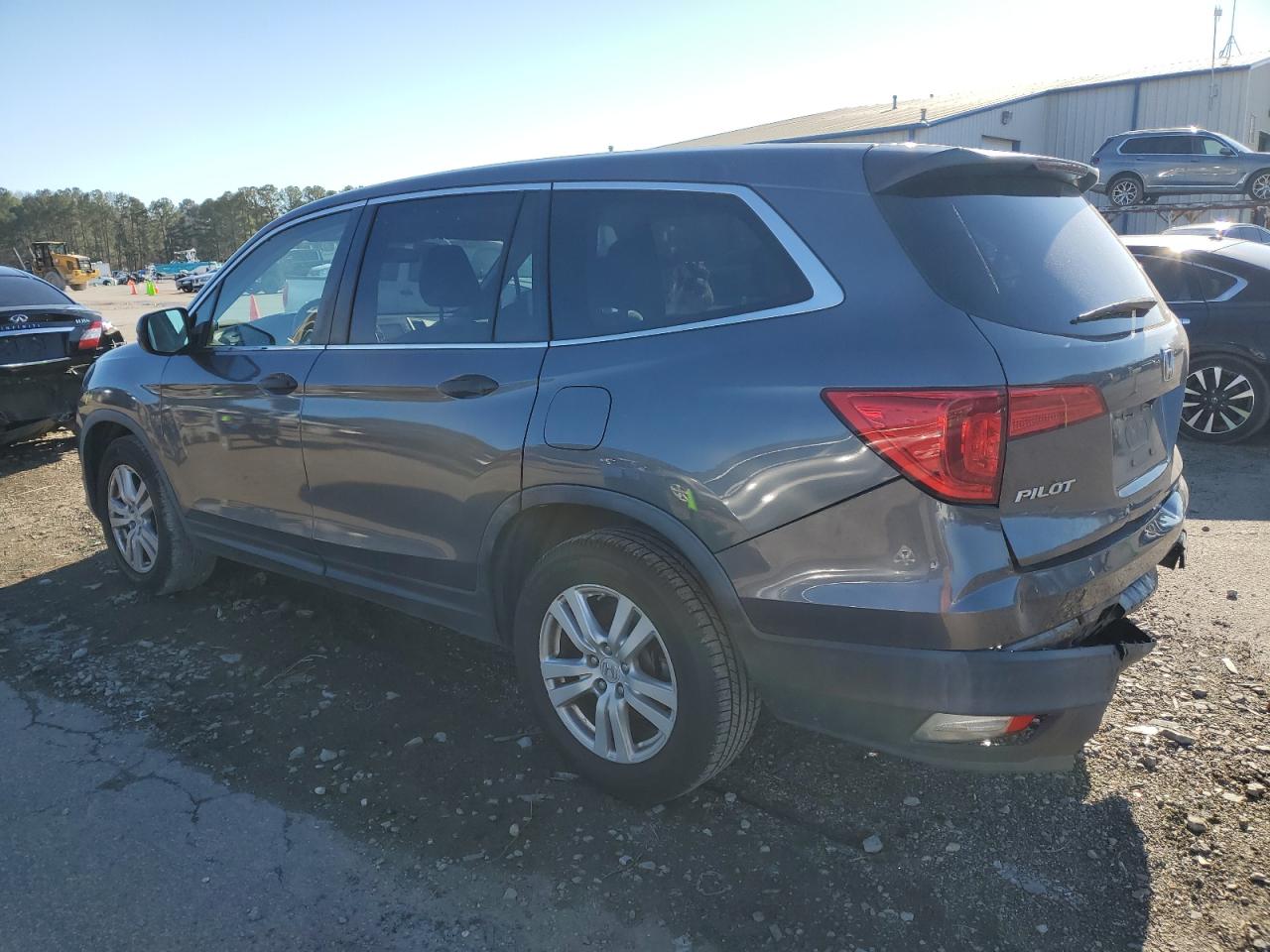 2016 Honda Pilot VIN 5FNYF5H15GB026763 Copart auction photo, rear end damage thumbnail 2