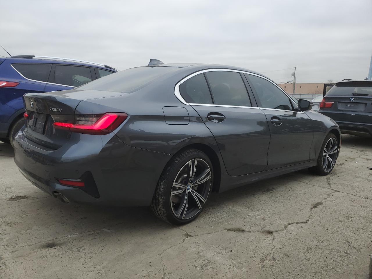 2022 BMW 3er VIN 3MW5R7J02N8C27106 Copart auction photo, undercarriage damage thumbnail 3