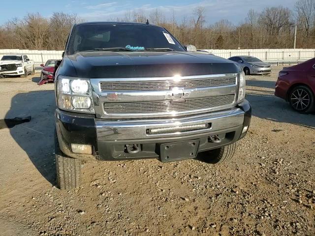 2011 Chevrolet Silverado VIN 1GCRKSE3XBZ161860 Copart auction photo, all over damage thumbnail 12