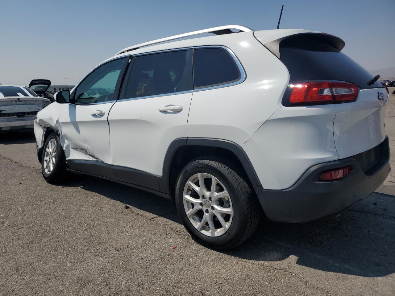 2018 Jeep Grand Cherokee VIN 1C4PJLLB2JD553852 Copart auction photo, all over damage thumbnail 2
