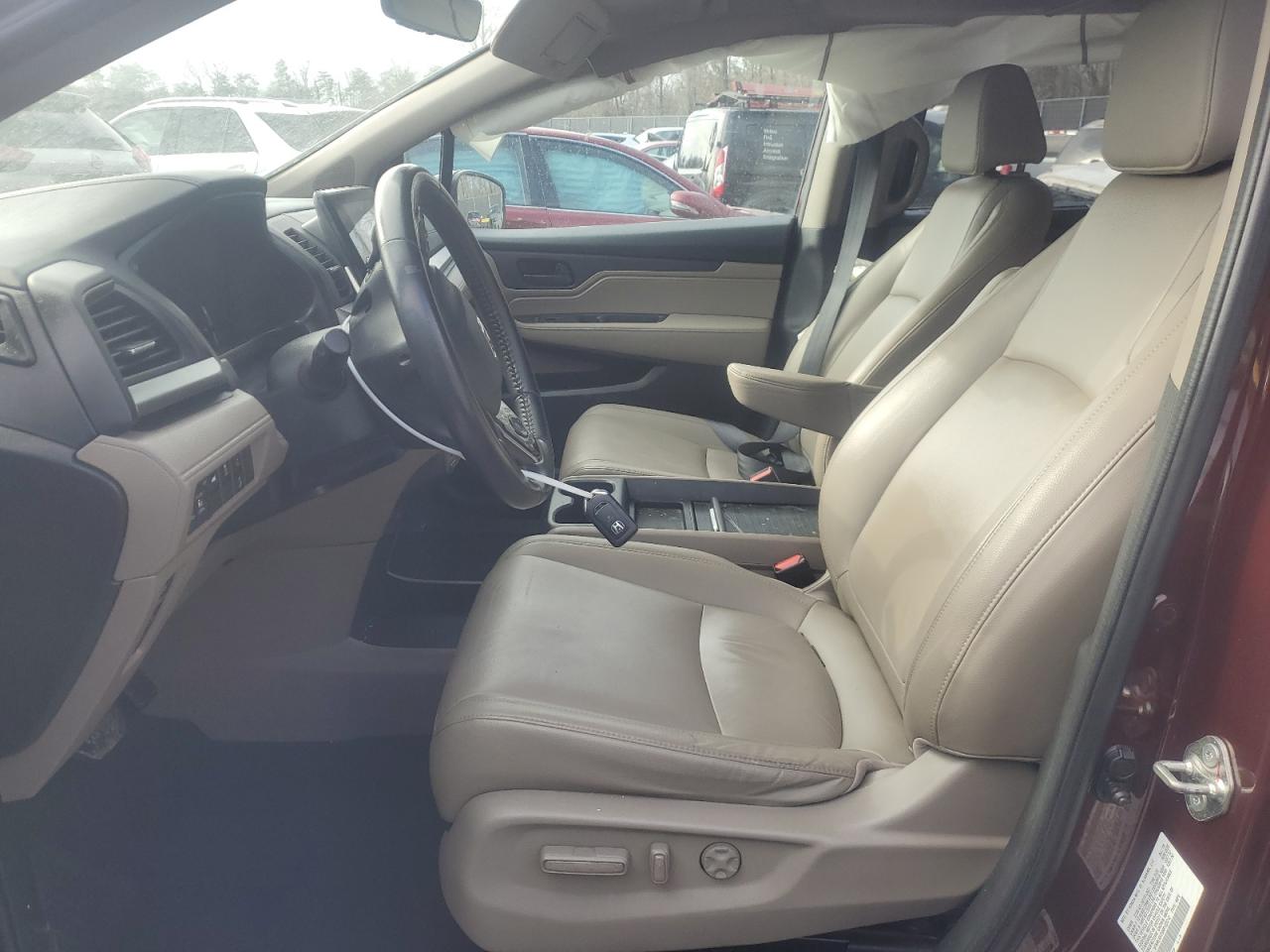 2019 Honda Odyssey VIN 5FNRL6H73KB103212 Copart auction photo, rear end damage thumbnail 7