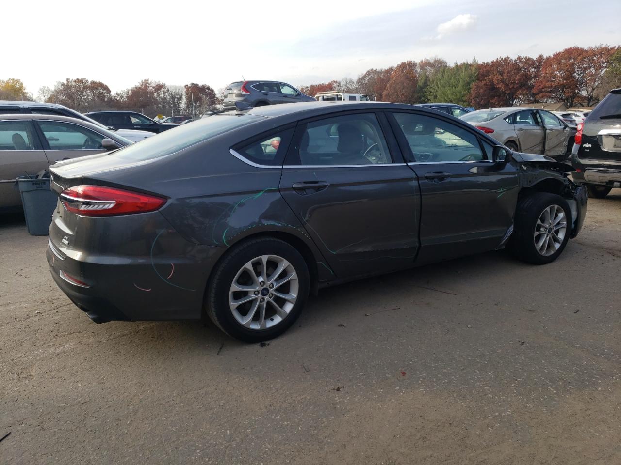 2019 Ford Fusion VIN 3FA6P0HD1KR199663 Copart auction photo, front end / side damage thumbnail 3
