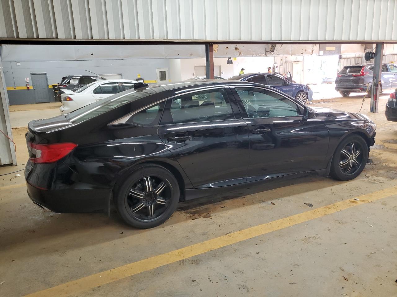 2018 Honda Accord VIN 1HGCV1F36JA256243 Copart auction photo, front end / rear end damage thumbnail 3