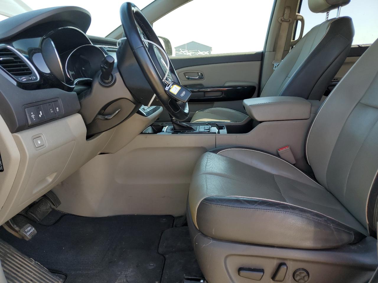 2016 KIA Sedona VIN KNDMC5C15G6186703 Copart auction photo, normal wear damage thumbnail 7