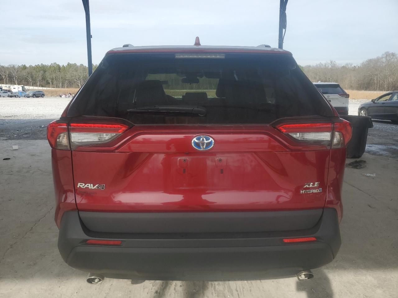 2021 Toyota RAV 4 VIN 4T3B6RFV7MU039538 Copart auction photo, front end / minor dent/scratches damage thumbnail 6